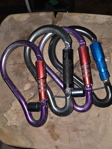 Dmm twist lock scaffold hook - twist,